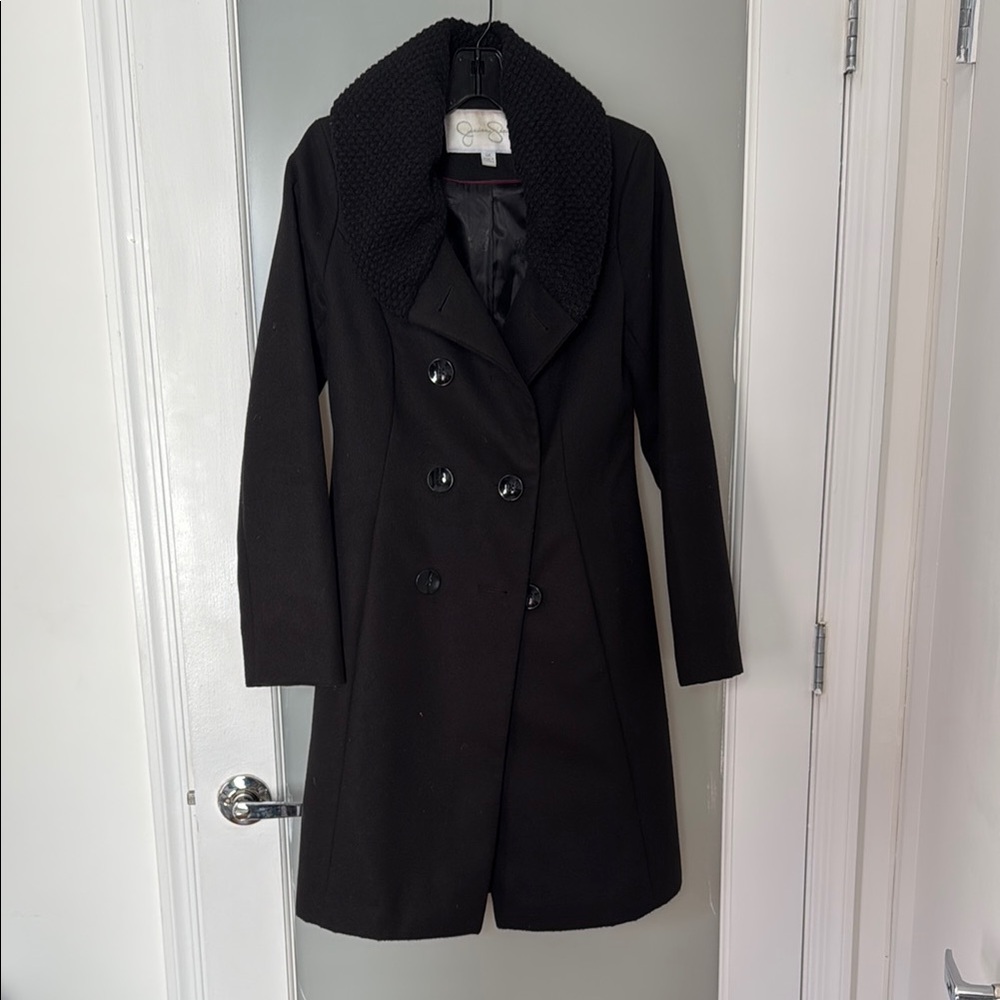 Elegant Black Double-Breasted Women's Coat